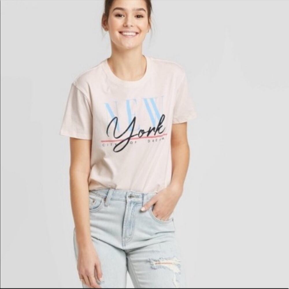 New York City of Dreams Graphic Tee Pink Cotton Small NWT‎